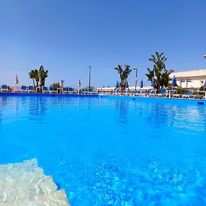2* Aparthotel Costa Makauda